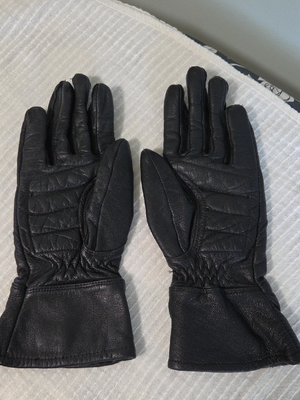 Harley Davidson Riding Gloves - Picture 3 of 3